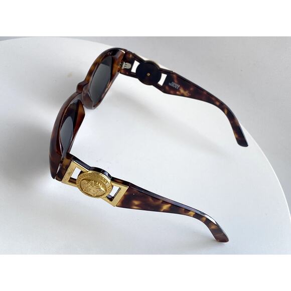 Authentic Gianni Versace brown Sunglasses - Picture 8 of 10
